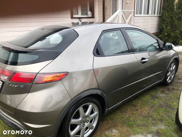 Honda Civic 1.8 Comfort - 7