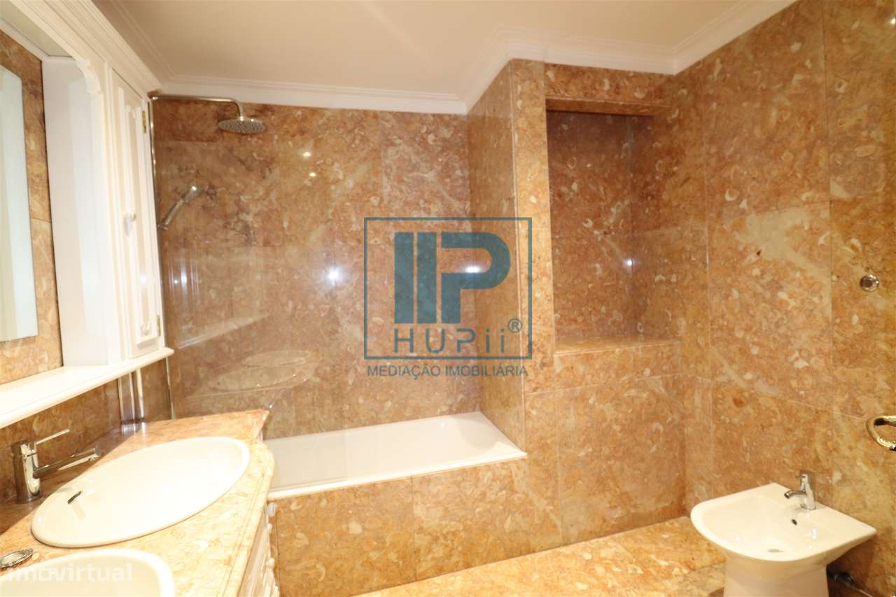 Apartamento T4 Venda em Oliveira, São Paio e São Sebastião,Guimarães-21