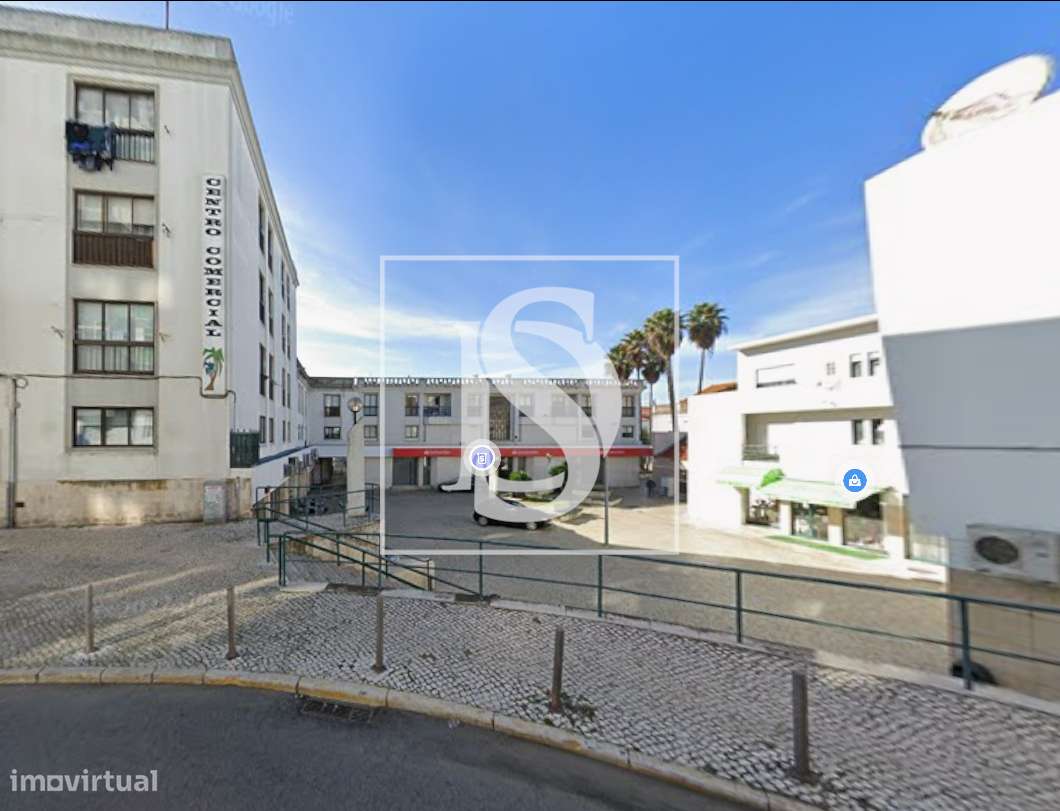 Loja no Cento Comercial Palmeiras na Moita - Grande imagem: 5/5