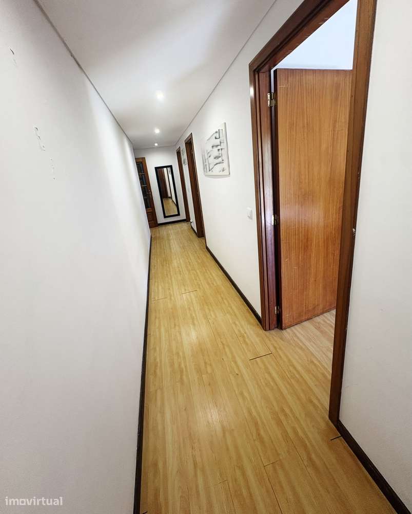 Apartamento T3 em Caldelas, Amares-20