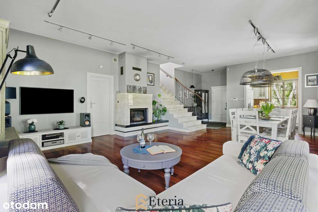 Dwór Józefa Chełmońskiego z prywatnym parkiem+ dom-3