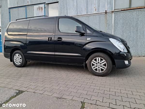 Hyundai H-1 Starex - 4