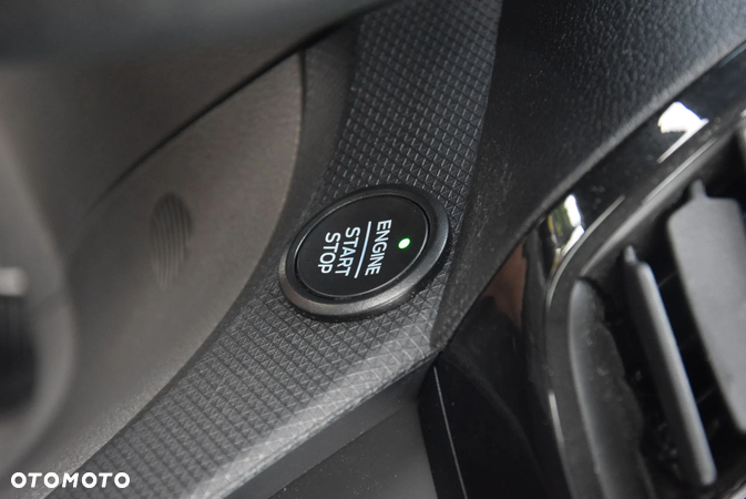Ford Tourneo Connect 1.5 EcoBlue Start-Stop Titanium - 34
