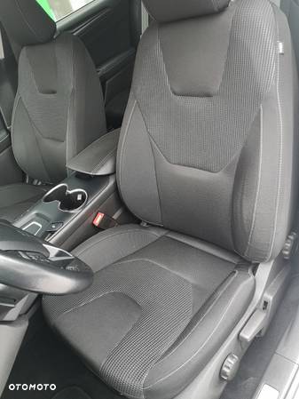 Ford Mondeo 2.0 EcoBlue Titanium - 33