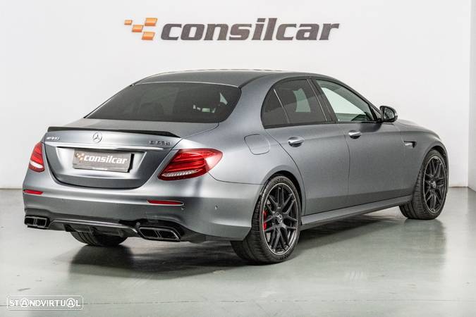 Mercedes-Benz E 63 AMG S 4-Matic+ - 6