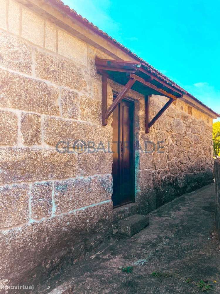 Quinta com 5250 m² & Moradia T1 em Pedra – Baião-10