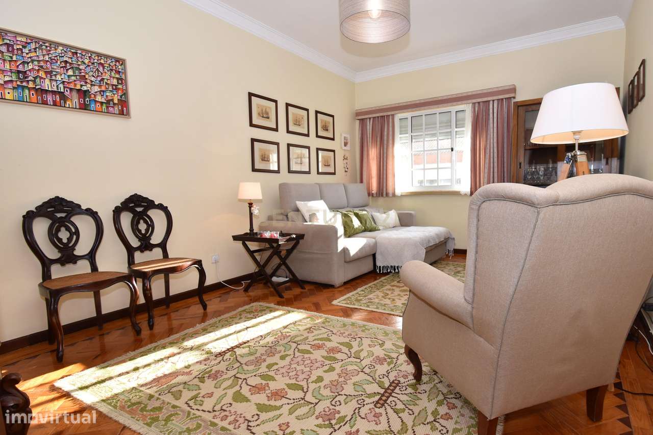 O Refúgio Perfeito entre o Mar e a Cidade. T3 Renovado na Costa da Cap-9