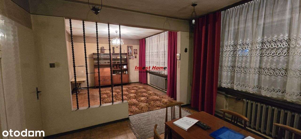 Solidny dom w dobrej lokalizacji.-8