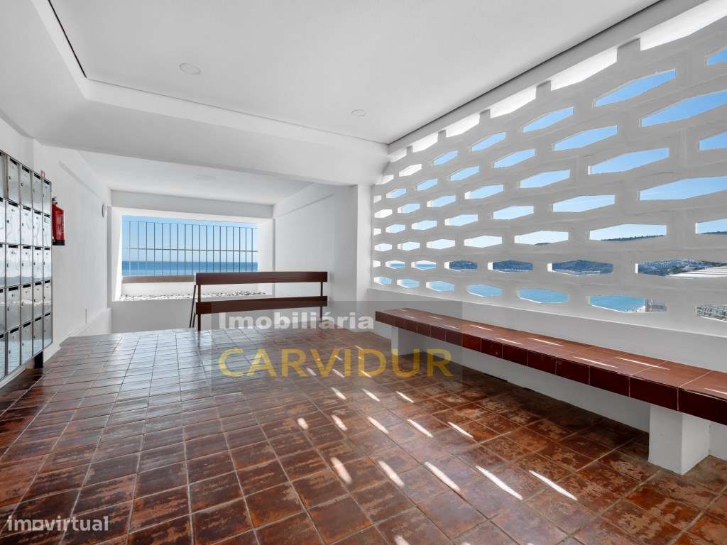 Apartamento T0 debruçado sobre a Baía de Sesimbra,Vista de Mar Exce...-18