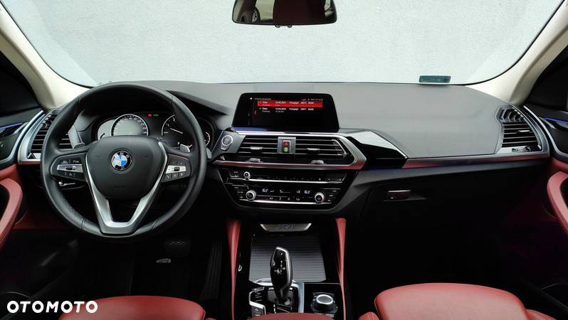 BMW X4 xDrive20i Advantage sport - 32