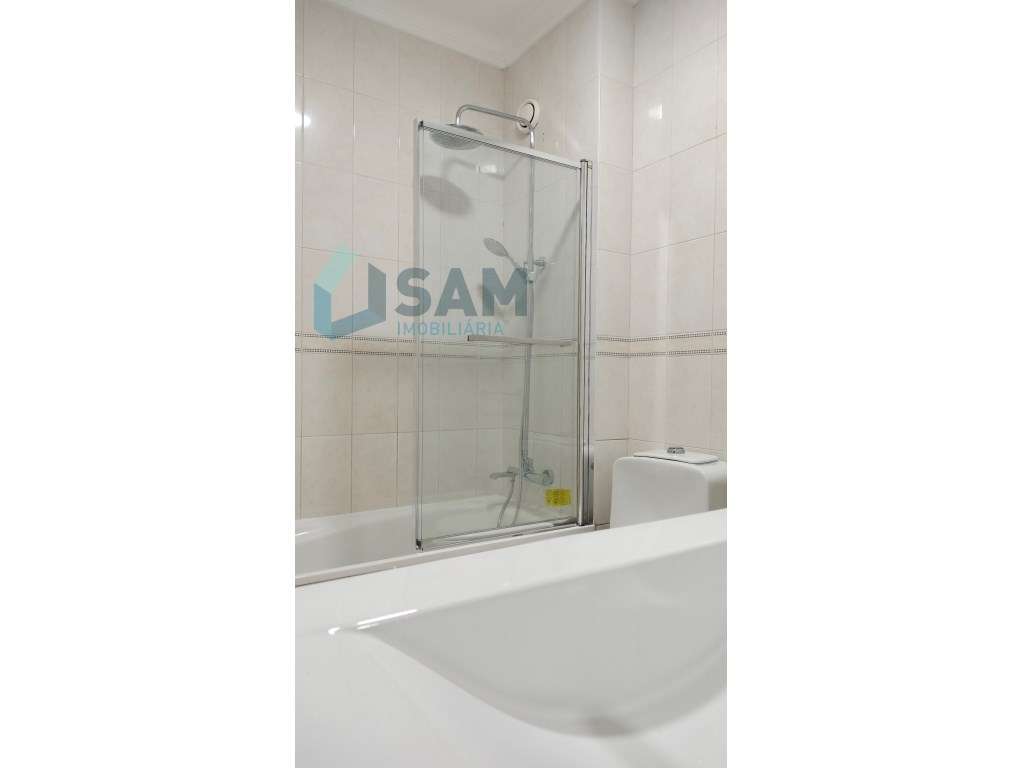 T1 Canidelo, Vila Nova de Gaia (junto ao Mercadona) totalmente remo... - Grande imagem: 4/16