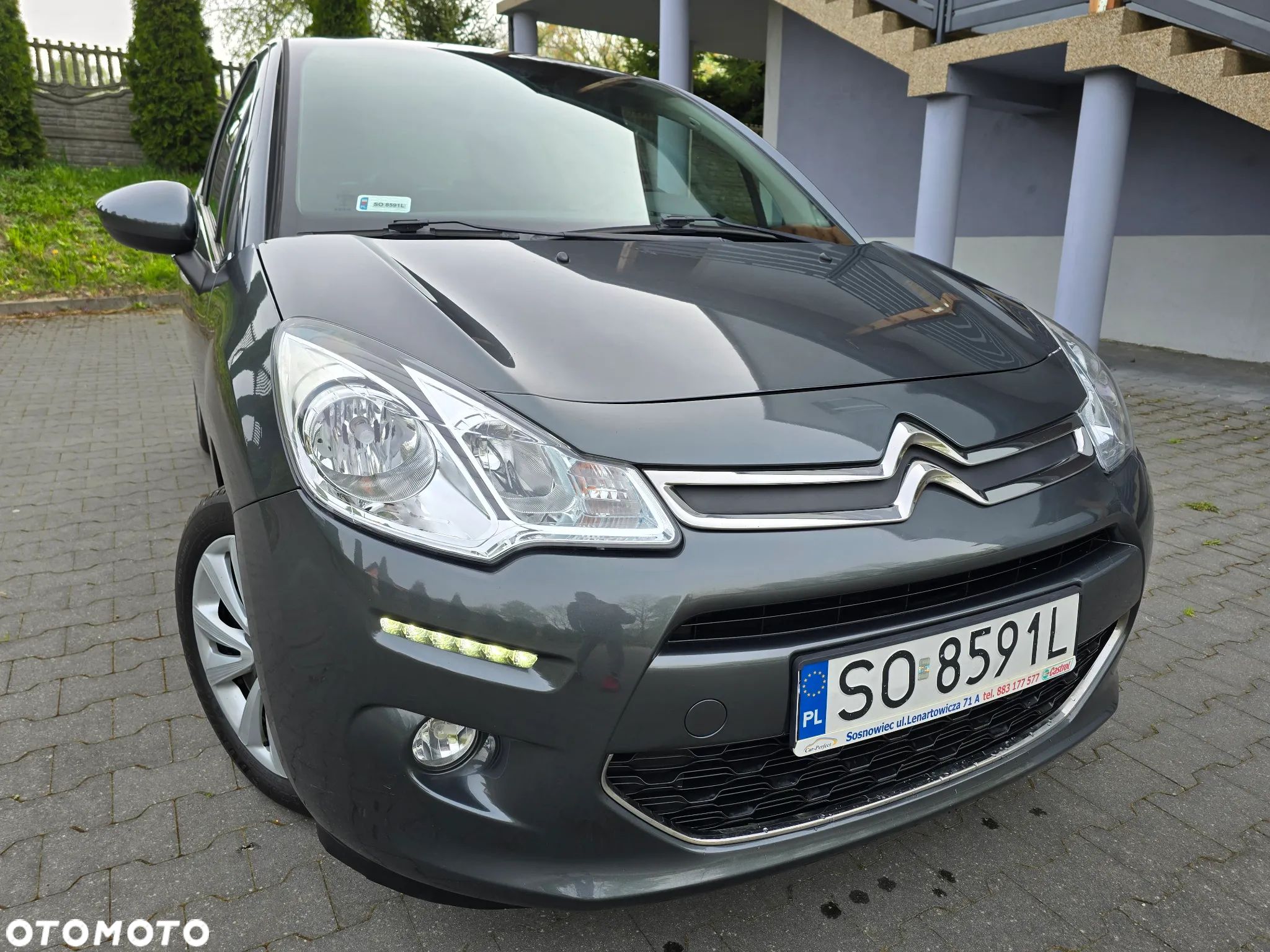 Citroën C3 1.2 PureTech Exclusive - 1