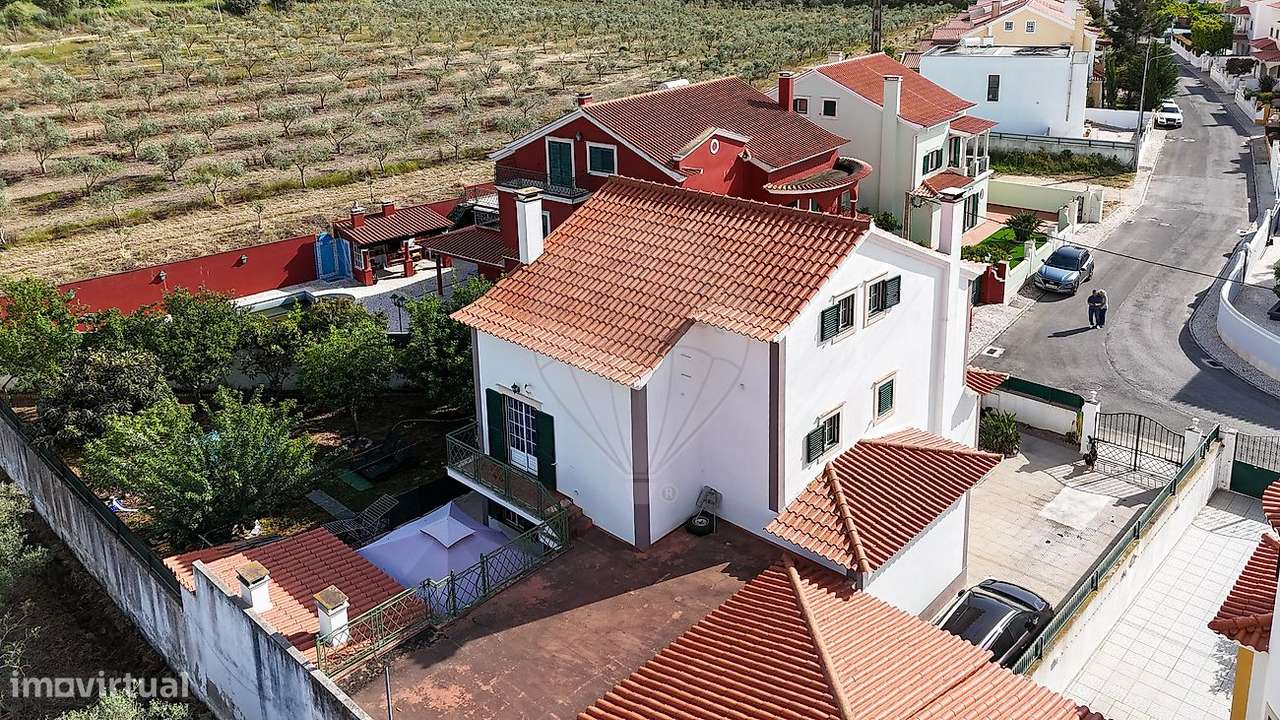 Moradia T5 para venda-47