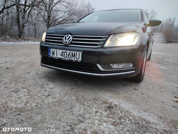 Volkswagen Passat 1.8 TSI Comfortline - 5