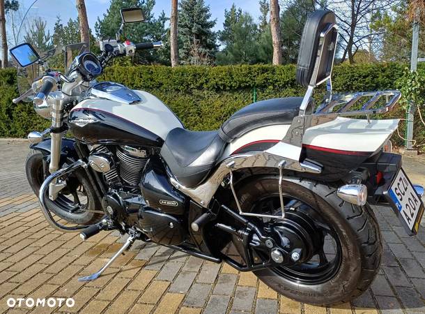 Suzuki Intruder - 7