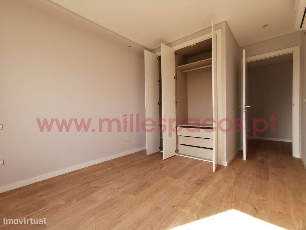 T3 Duplex -Terraço/Sul e Garagem-17
