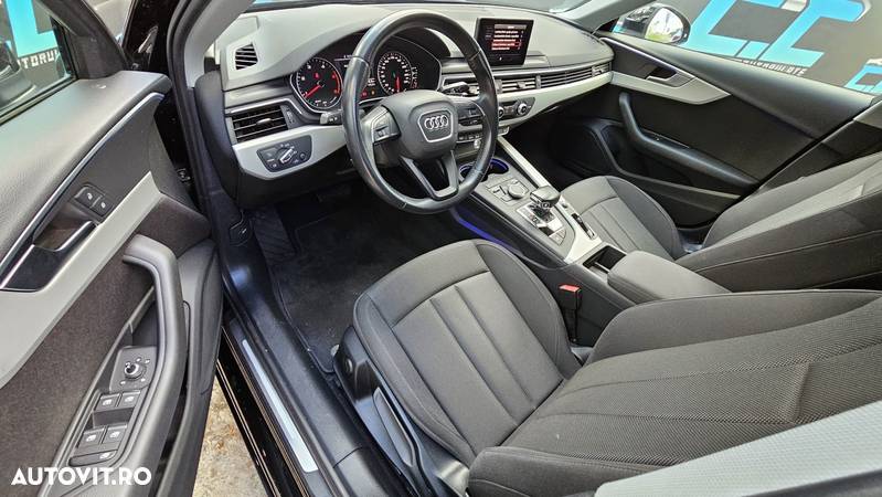Audi A4 2.0 TDI S tronic - 12