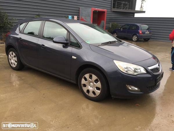 Opel Astra J 1.4 16v para peças - 2