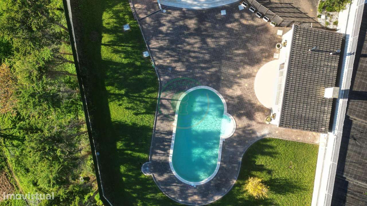 Moradia T4 com Piscina e Vista Mar-33