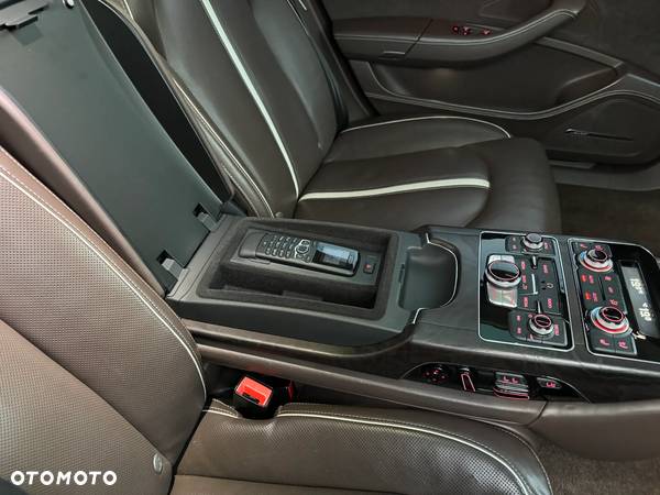 Audi A8 4.2 TDI DPF quattro tiptronic Langversion - 40