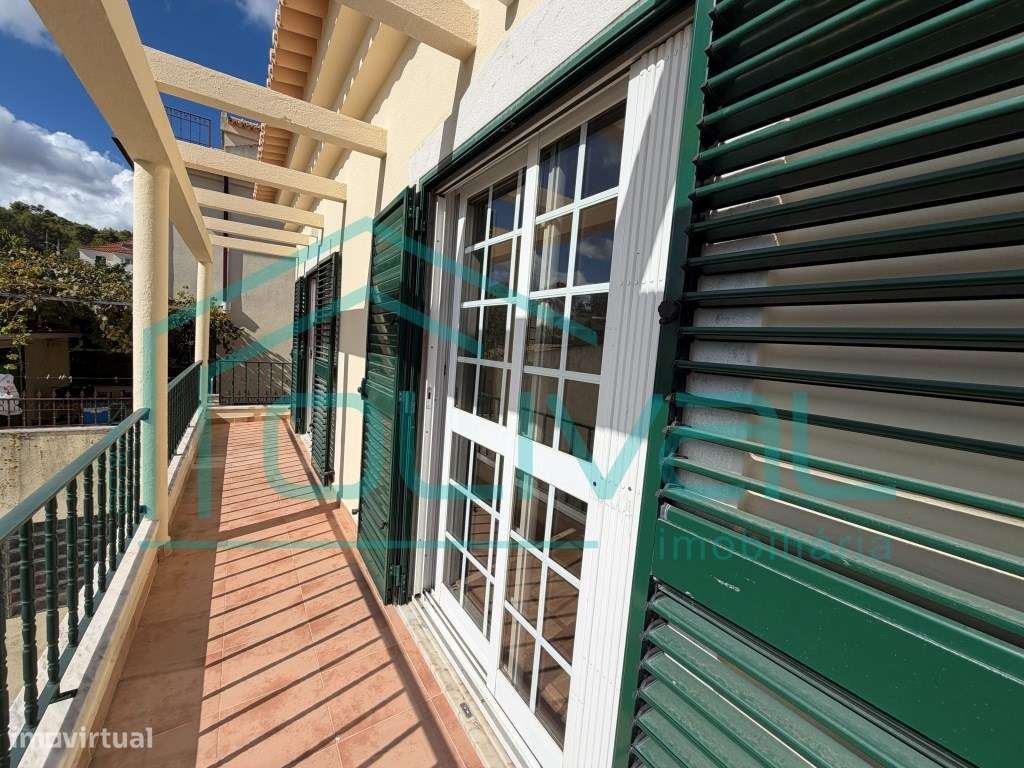 Moradia Tipologia T4 com Garagem e Logradouro-18