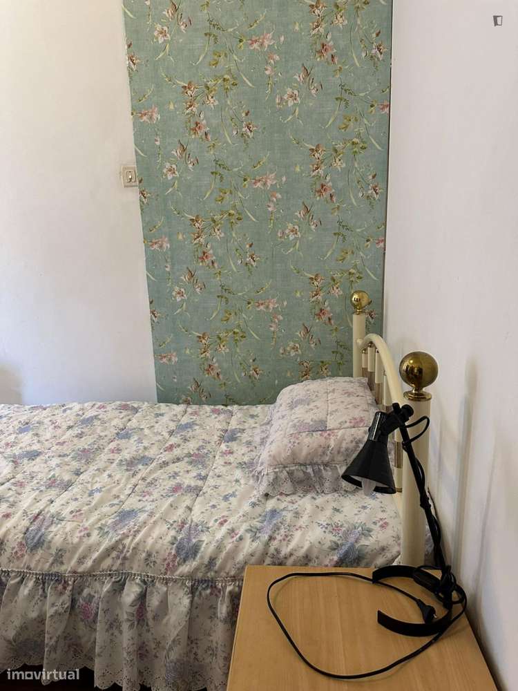 Quarto - localizado em Arroios Lisbon - Grande imagem: 4/9