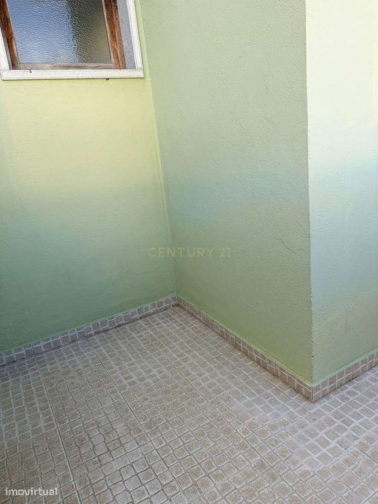 Apartamento de 2 assolhadas com terraço! centralidade absoluta...-19