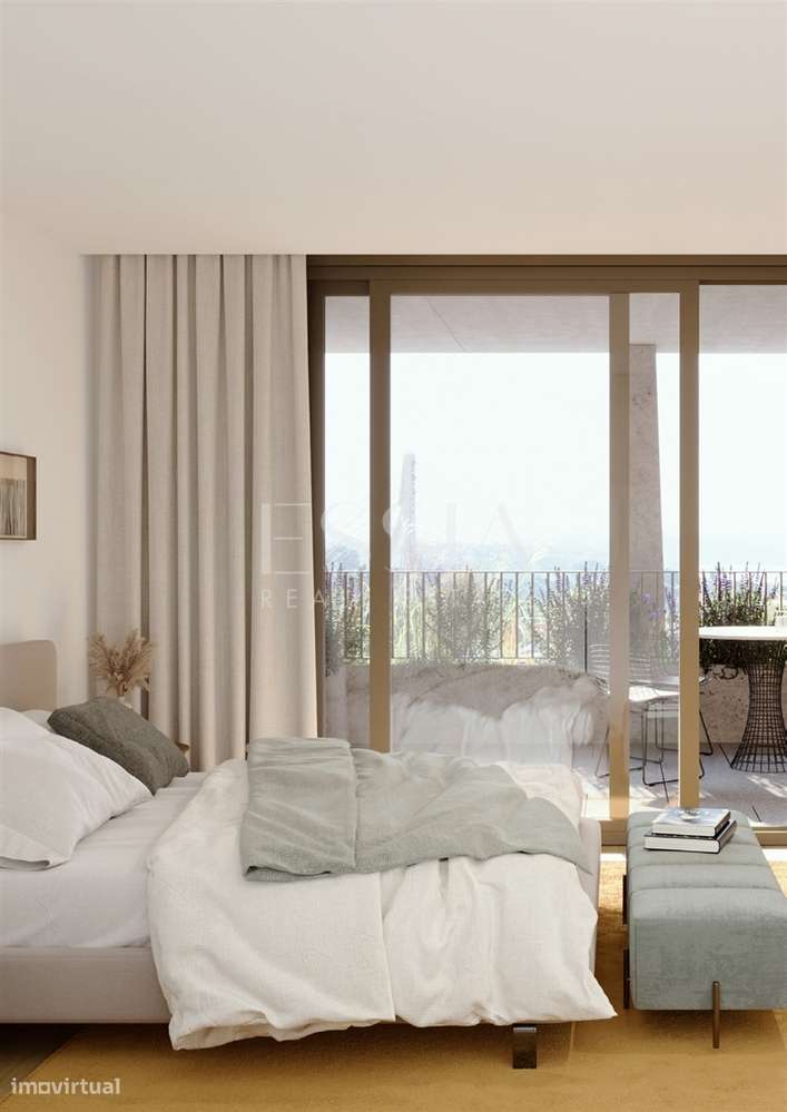 Apartamento T4 com Varanda | Condominio Privado nas Antas-6