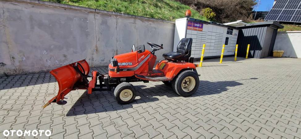 Kubota GT 750 - 1