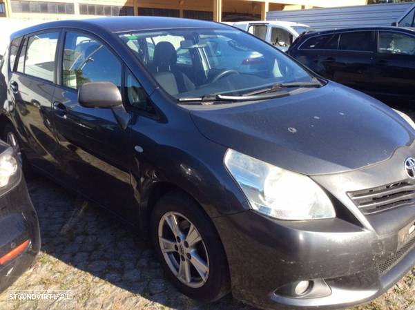 Toyota Verso 2.0 D4D 2009 - Para peças - 6