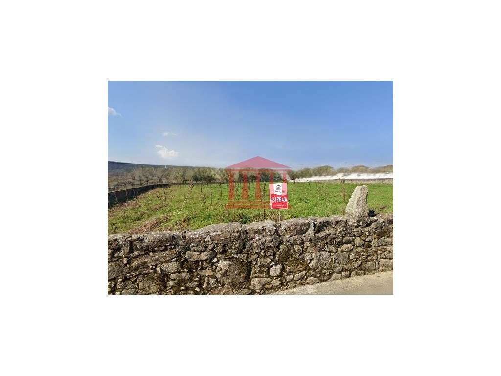 TERRENO PARA CONSTRUÇÃO - Grande imagem: 1/8