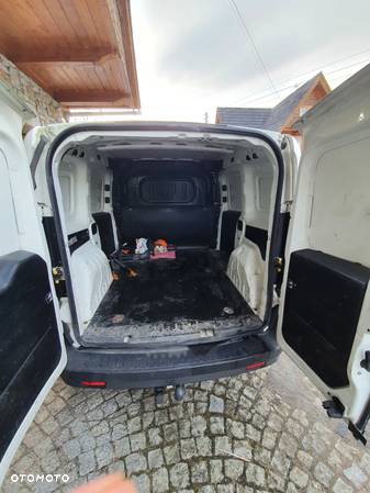 Fiat DOBLO - 4