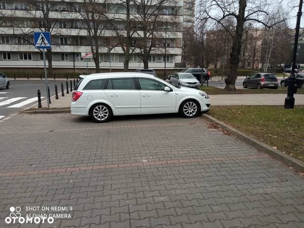 Opel Astra III 1.8 Enjoy - 8