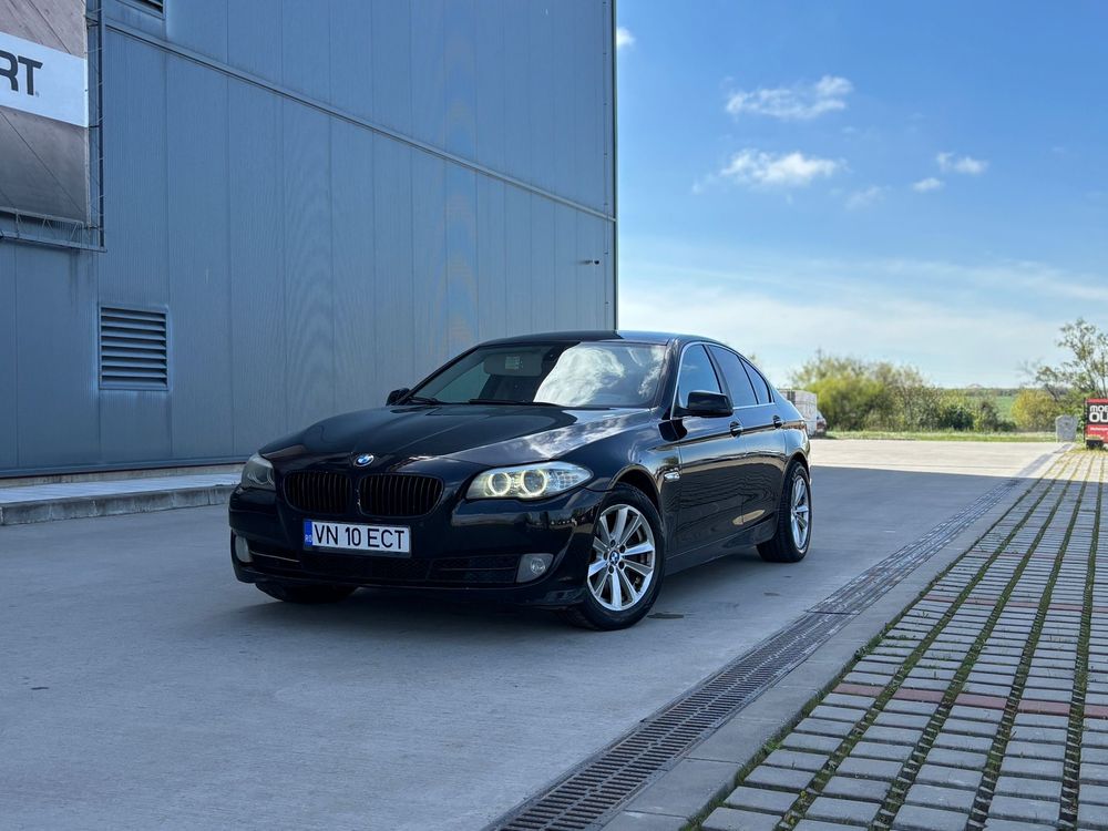 BMW 5 Series F10/F11/F07 [2010 - 2017] 525d Sport-Aut. 2010