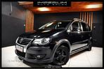 Volkswagen Touran 1.9 TDI DPF Cross DSG - 2