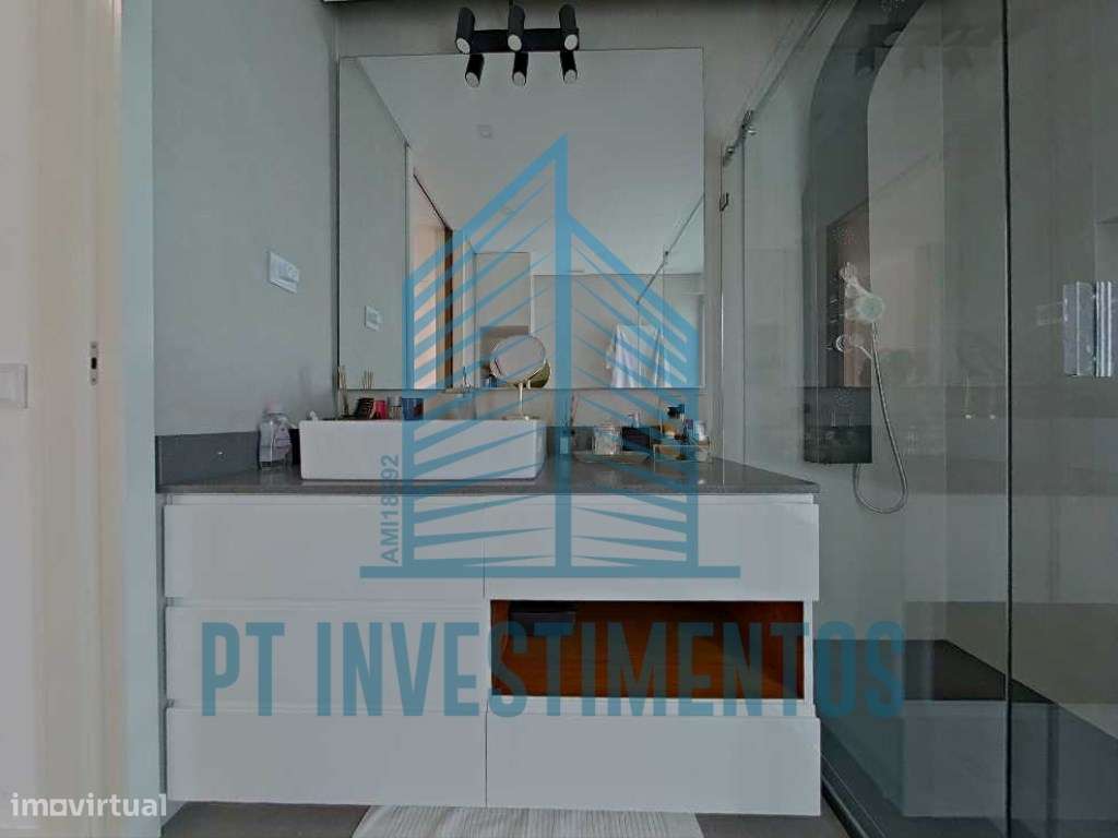 Moradia semi-nova T5+1 em Santa Joana - Aveiro-54