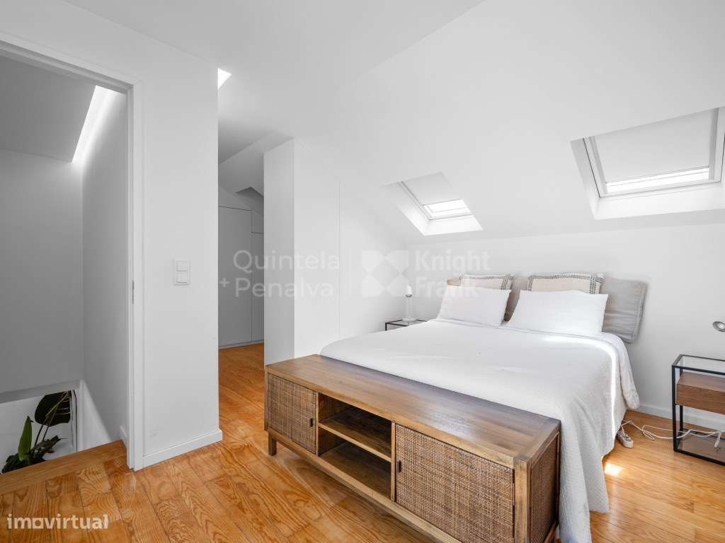 Penthouse T3 Duplex com Terraço | Próximo das Amoreiras-12