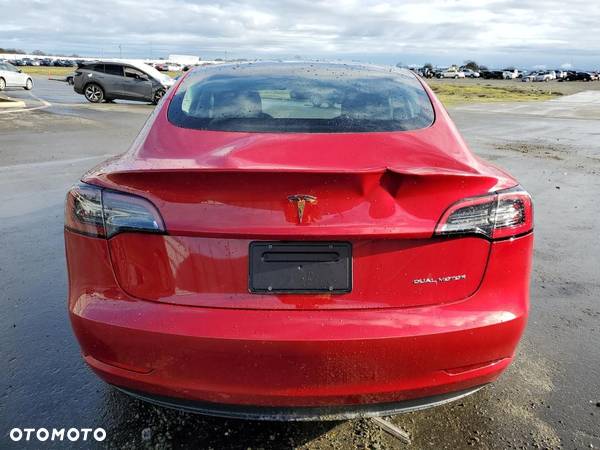 Tesla Model 3 Performance AWD - 3