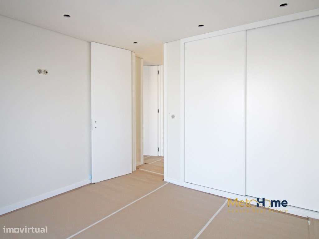 T3 com Terraço Novo - Último andar-21