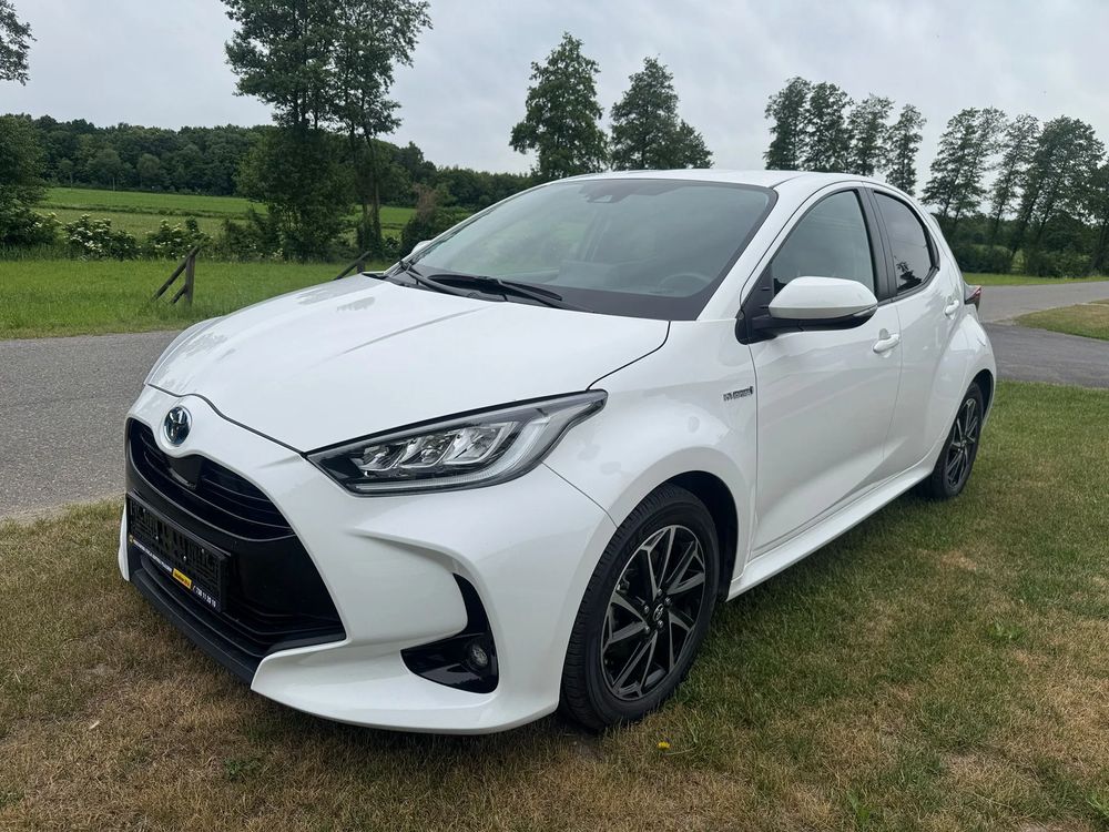 Toyota Yaris IV 130 1.5 VVT-i Style 2021