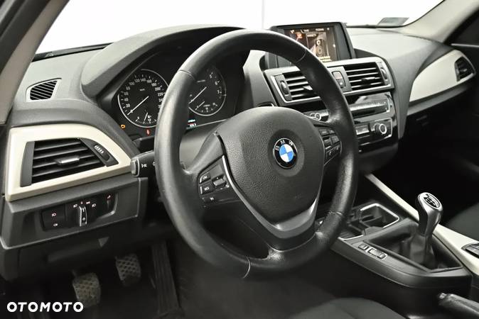 BMW Seria 1 118i Advantage - 4