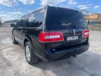 Lincoln Navigator 5.4 L 4x2 - 8