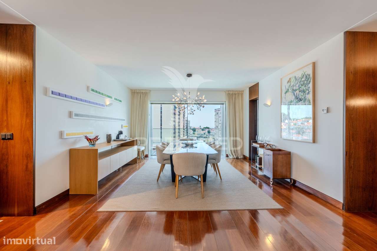 Excelente Apartamento T4 – 280 m²  Condomínio de Luxo SKY RESTELO - Grande imagem: 3/40