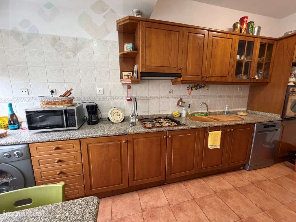 Amadora Falagueira-Venda Nova, T2, Mobilado e Equipado!!!!! - Grande imagem: 4/35