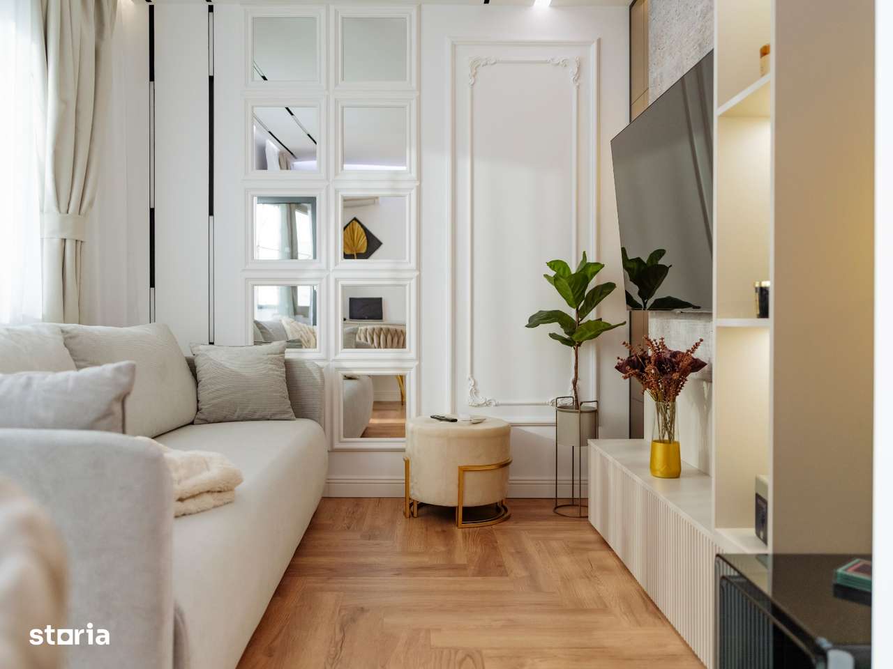 Decebal-garsoniera renovata-3/4-dec, mobilata+utilata lux,135000 €-6