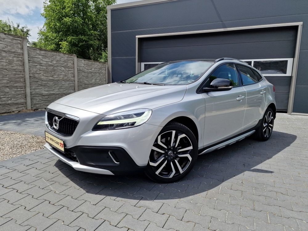 Volvo V40 D2 Geartronic Momentum 2019