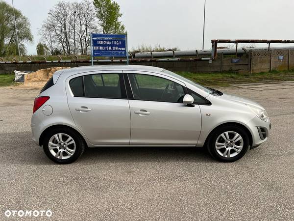 Opel Corsa 1.2 16V Enjoy - 10