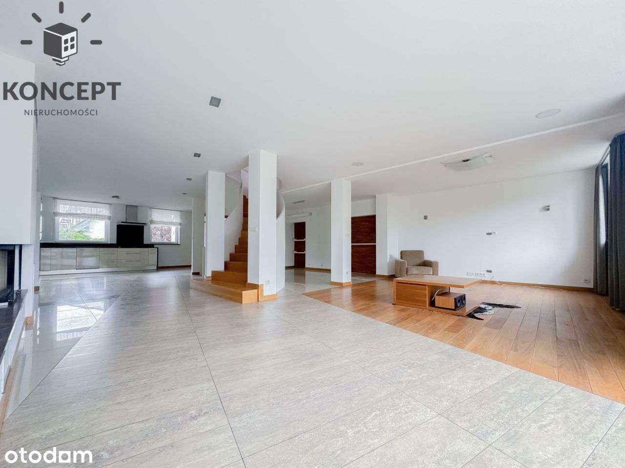 Wyjątkowy Dom w zabudowie Szeregowej ul. Oboźna-0