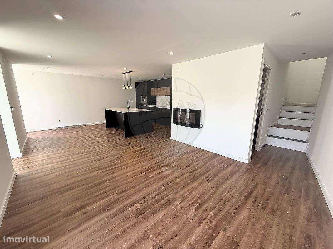 Moradia T3 para venda-9