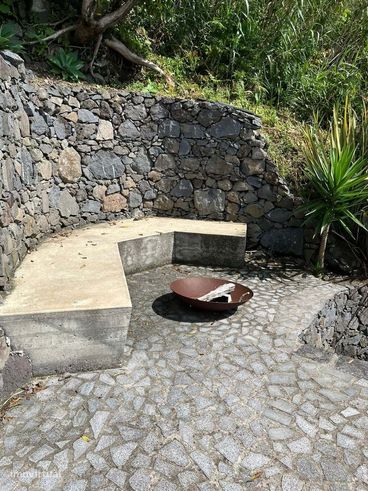 Deslumbrante Moradia com Vista para o Mar em São Miguel | 3 Quartos co-28